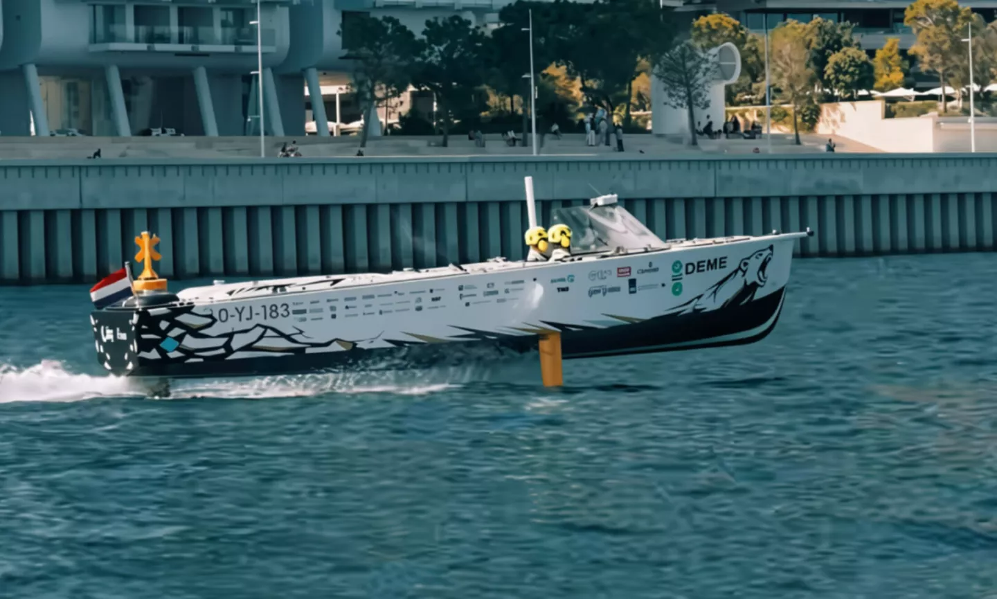 Hydro motion in Monaco